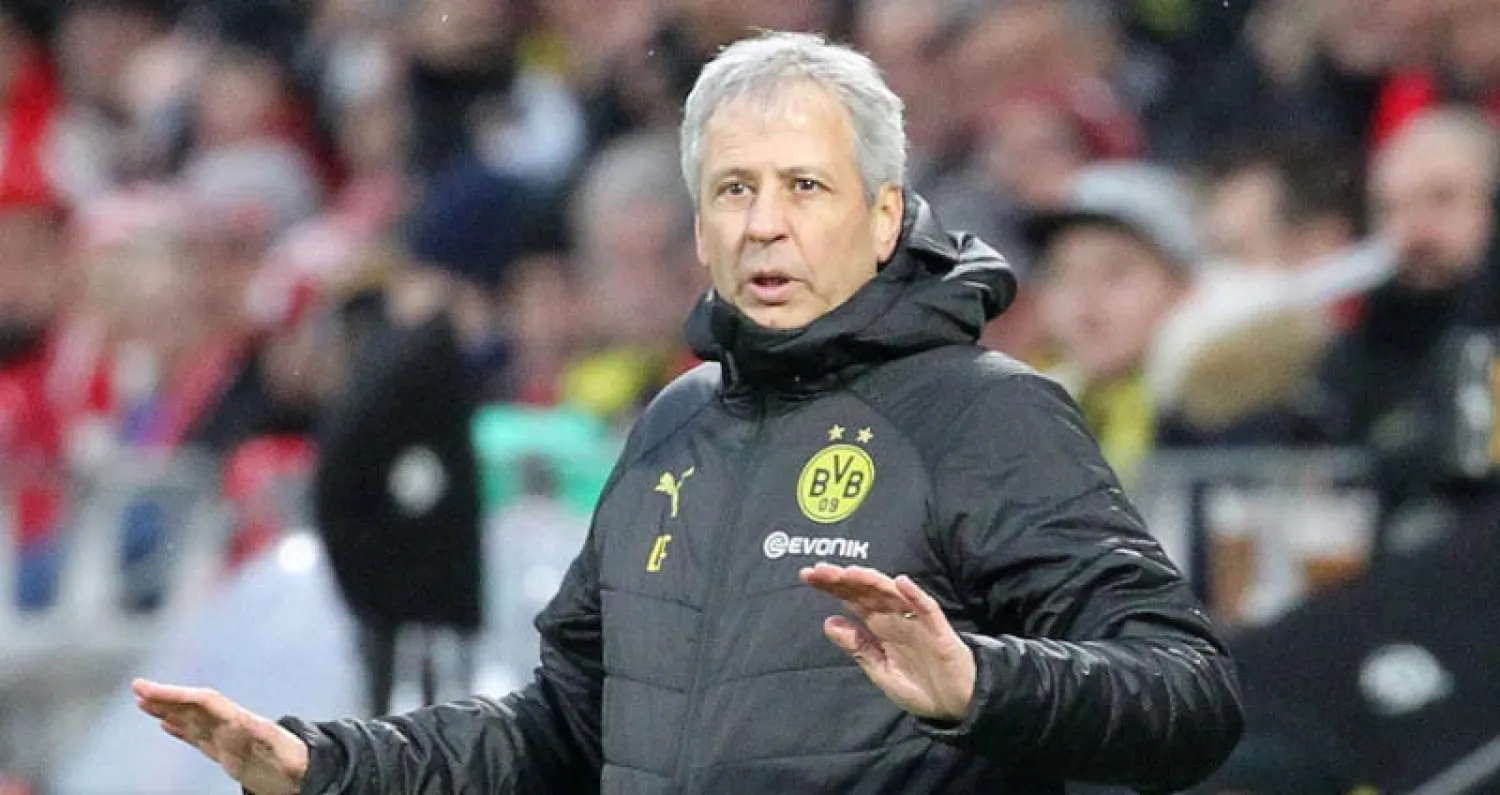 فافر مدرب دورتموند يأمل مواصلة الضغط على أصحاب القمة قبل نهاية العام (أ.ف.ب)