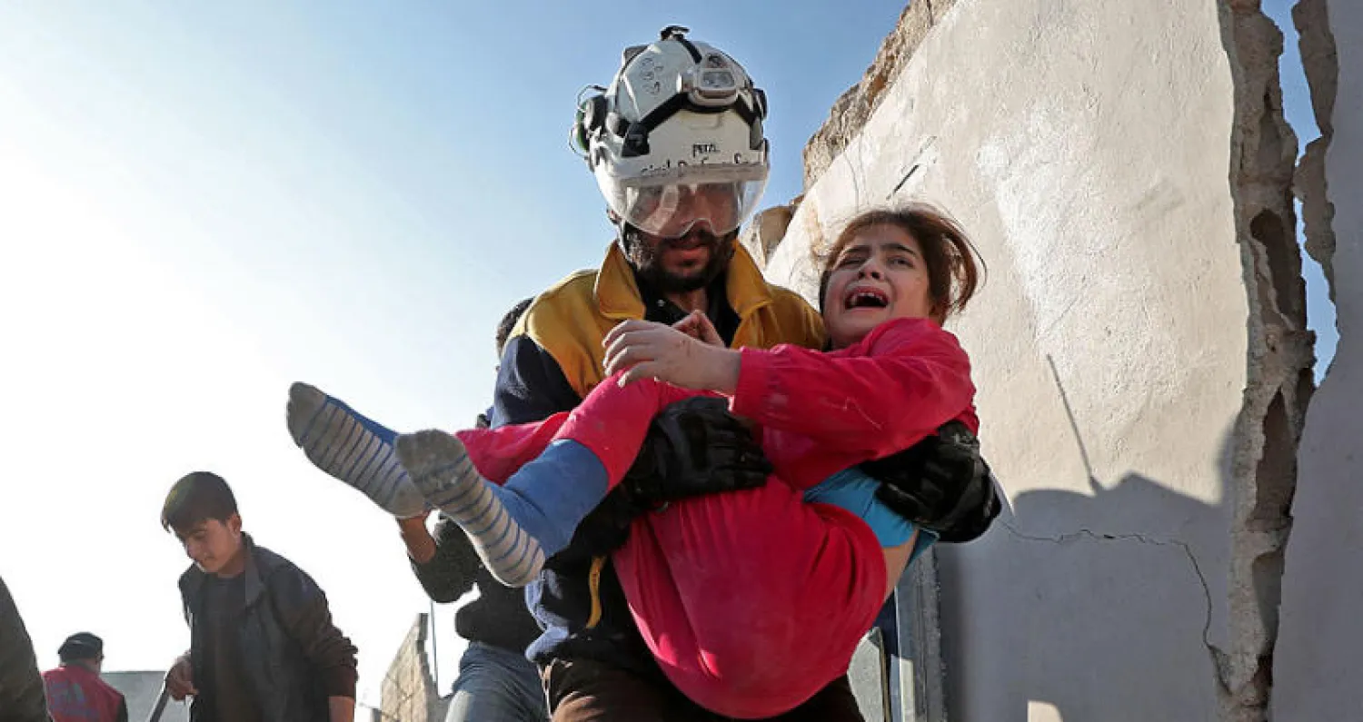 ألف غارة روسية وسورية تمهد لـ«معركة إدلب الكبرى»