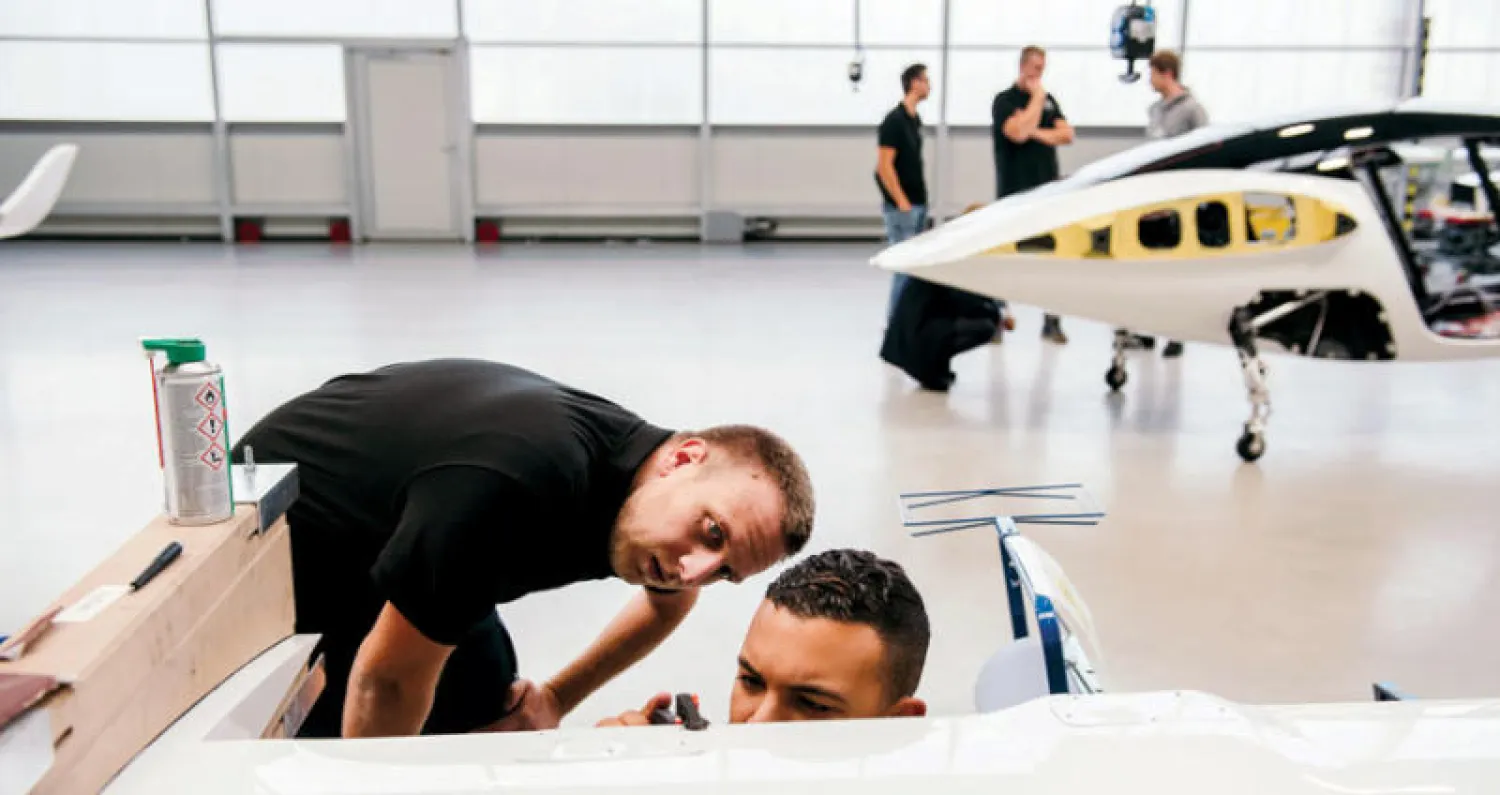 سباق دولي نحو تطوير أول تاكسي طائر