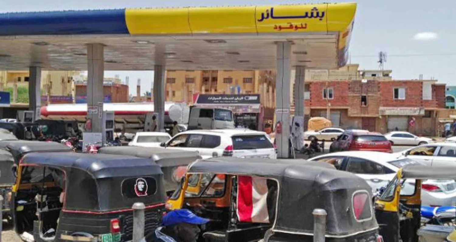 الحكومة السودانية تتجه لرفع الدعم عن المحروقات