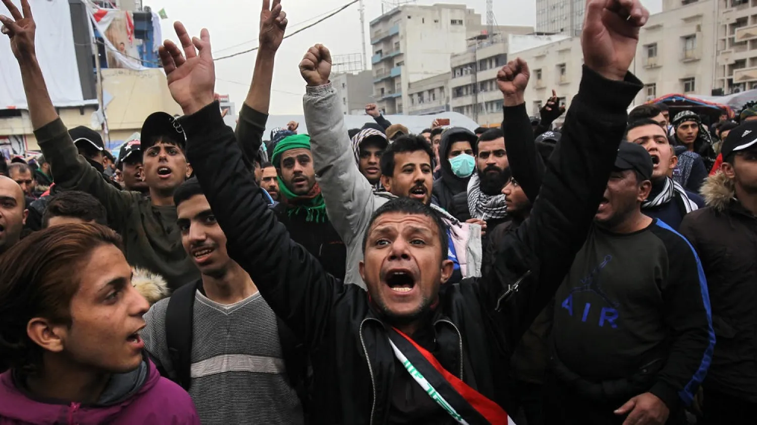 Iraq protesters go on general strike Diwaniya. (AFP)