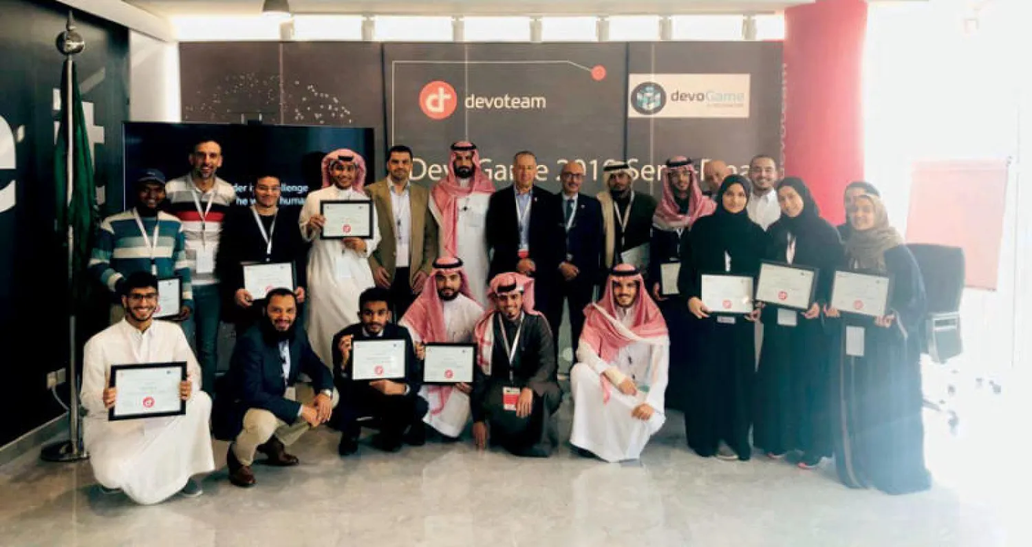 أكثر من 1200 طالب سعودي شاركوا في مسابقة «ديفوتيم» في دورتها الأولى بالرياض