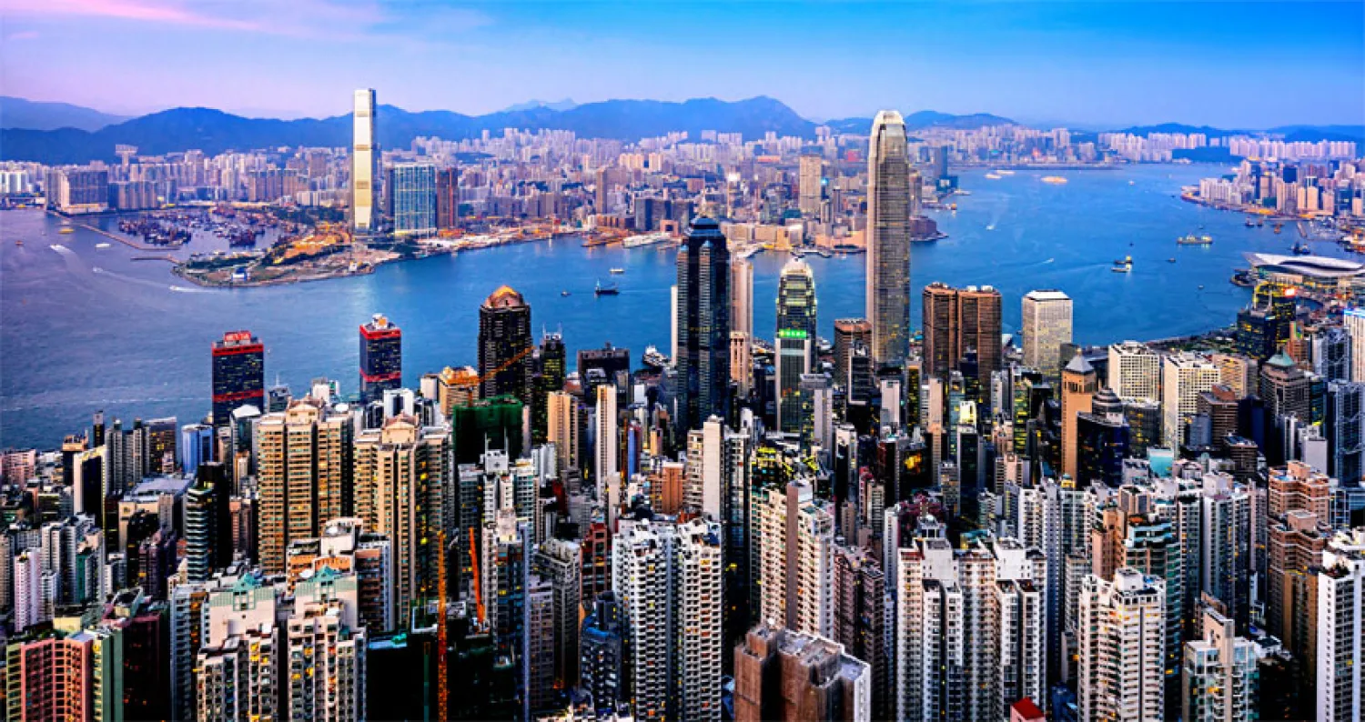 بكين تحكم قبضتها على هونغ كونغ بتعيينات تنفيذية موالية