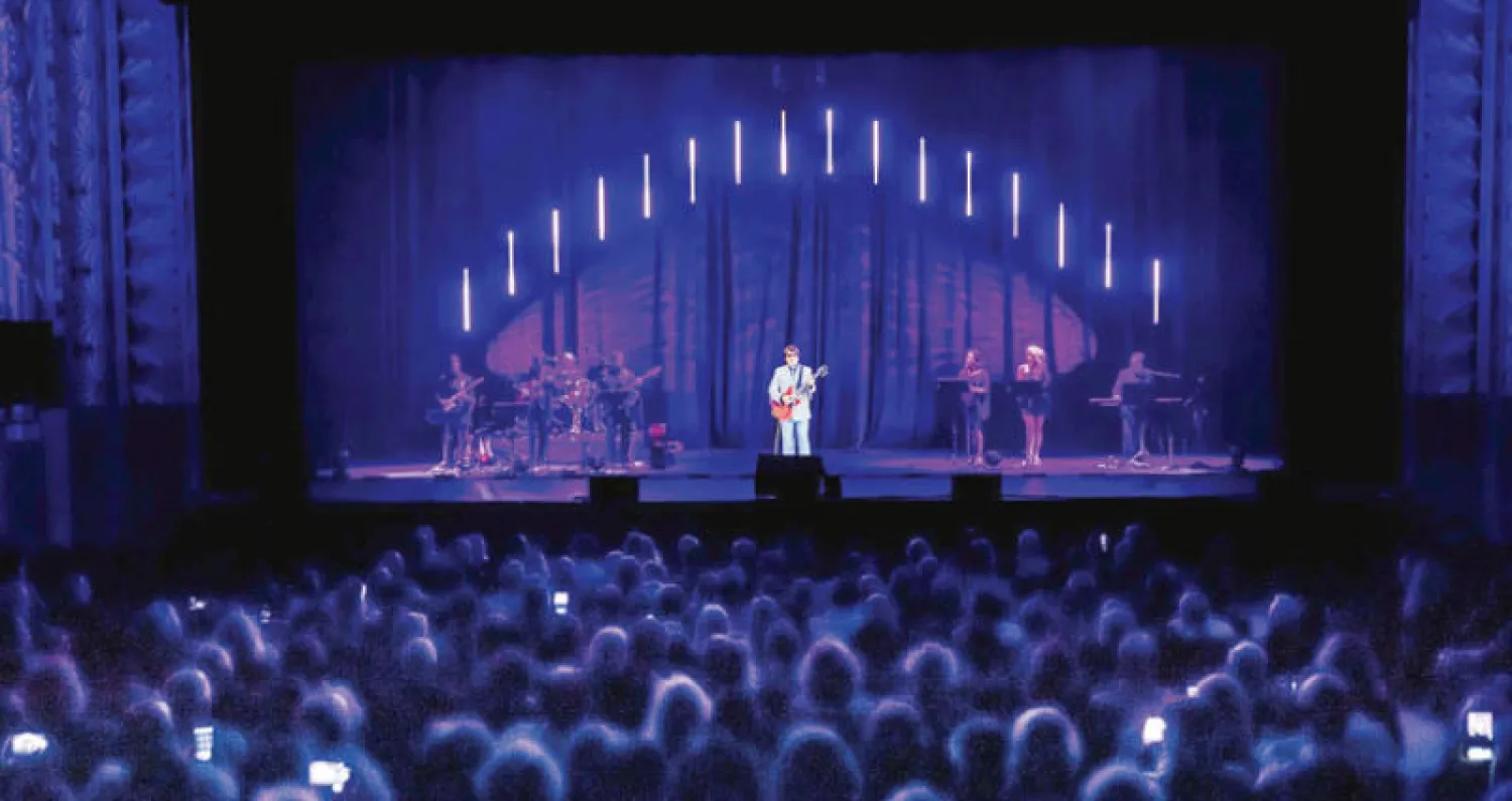 هولوغرام المغني روي أوربيسون يغني في لوس أنجليس (نيويورك تايمز)