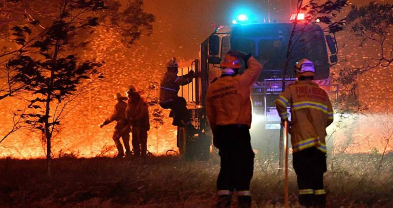 إطفائيو أستراليا يضاعفون الجهود للسيطرة على الحرائق