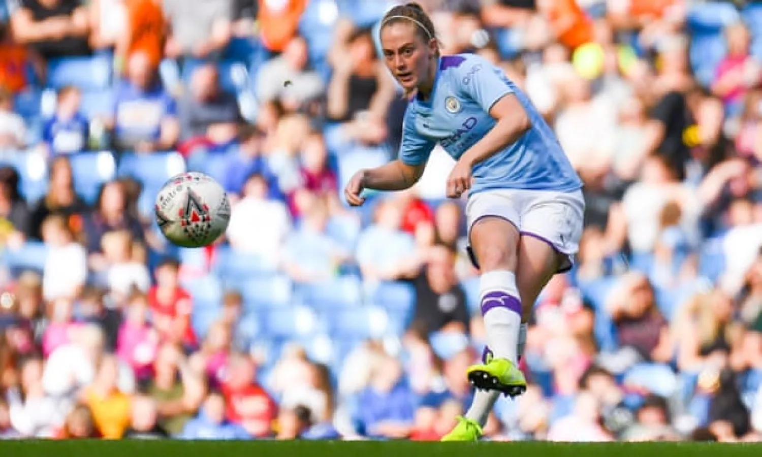  Keira Walsh in action for Manchester City, who are second behind the reigning champions, Arsenal, in the Women’s Super League. Photograph: Malcolm Bryce/ProSports/Shutterstock
