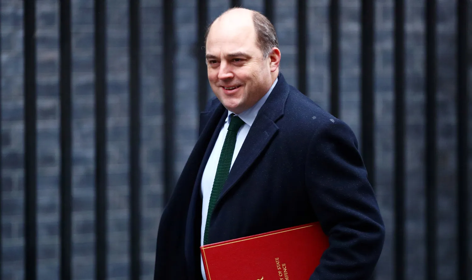 وزير الدفاع البريطاني بن والاس (رويترز)