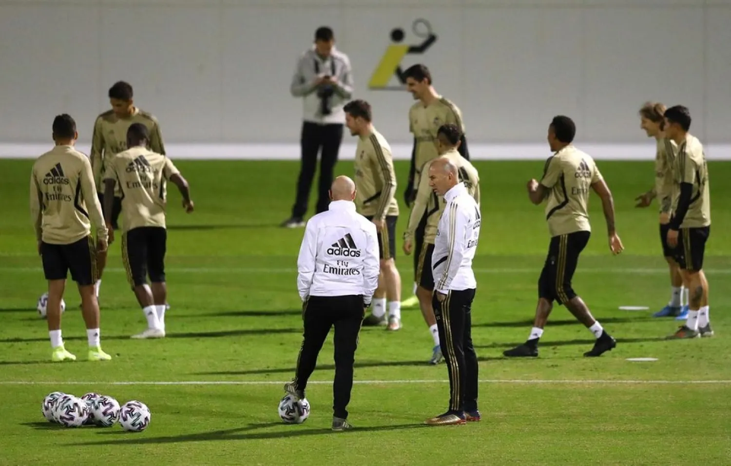 Real Madrid manager Zinedine Zidane oversees a training session in Jeddah. (Getty Images)