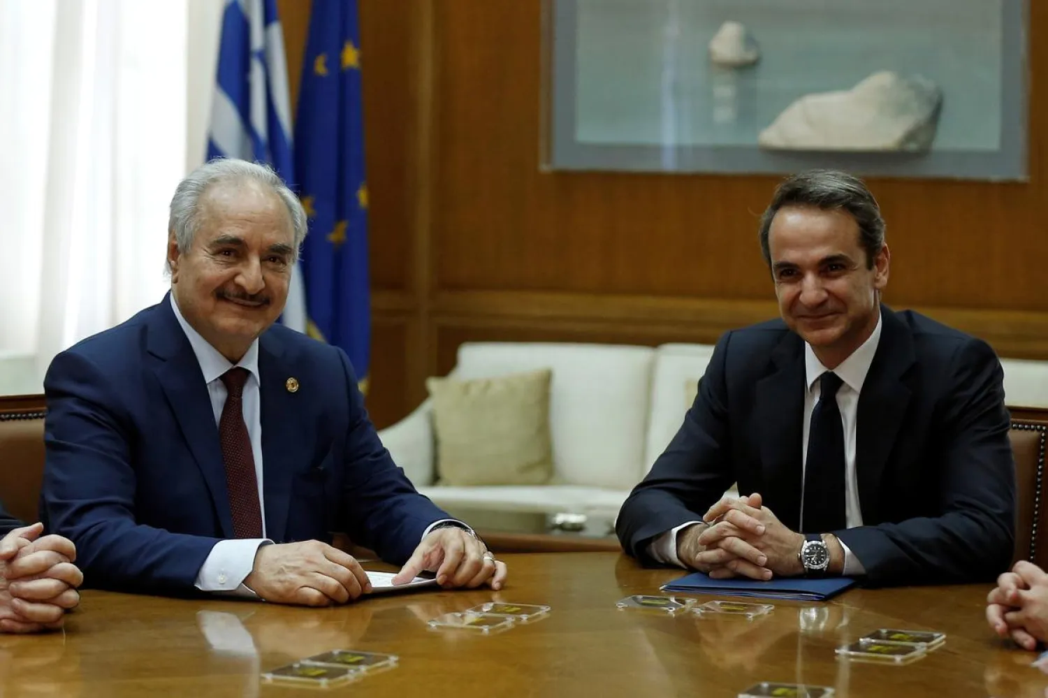 Greek Prime Minister Kyriakos Mitsotakis meets LNA commander Khalifa Haftar at the parliament in Athens, Greece, January 17, 2020. (Reuters)