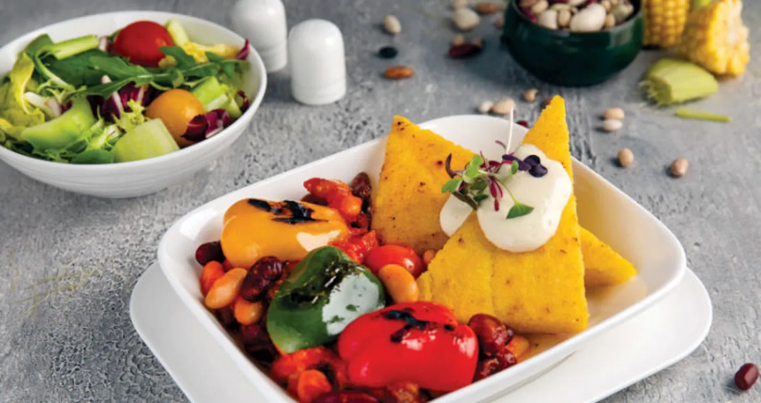 وجبات نباتية وفيغن على متن رحلات طيران الإمارات