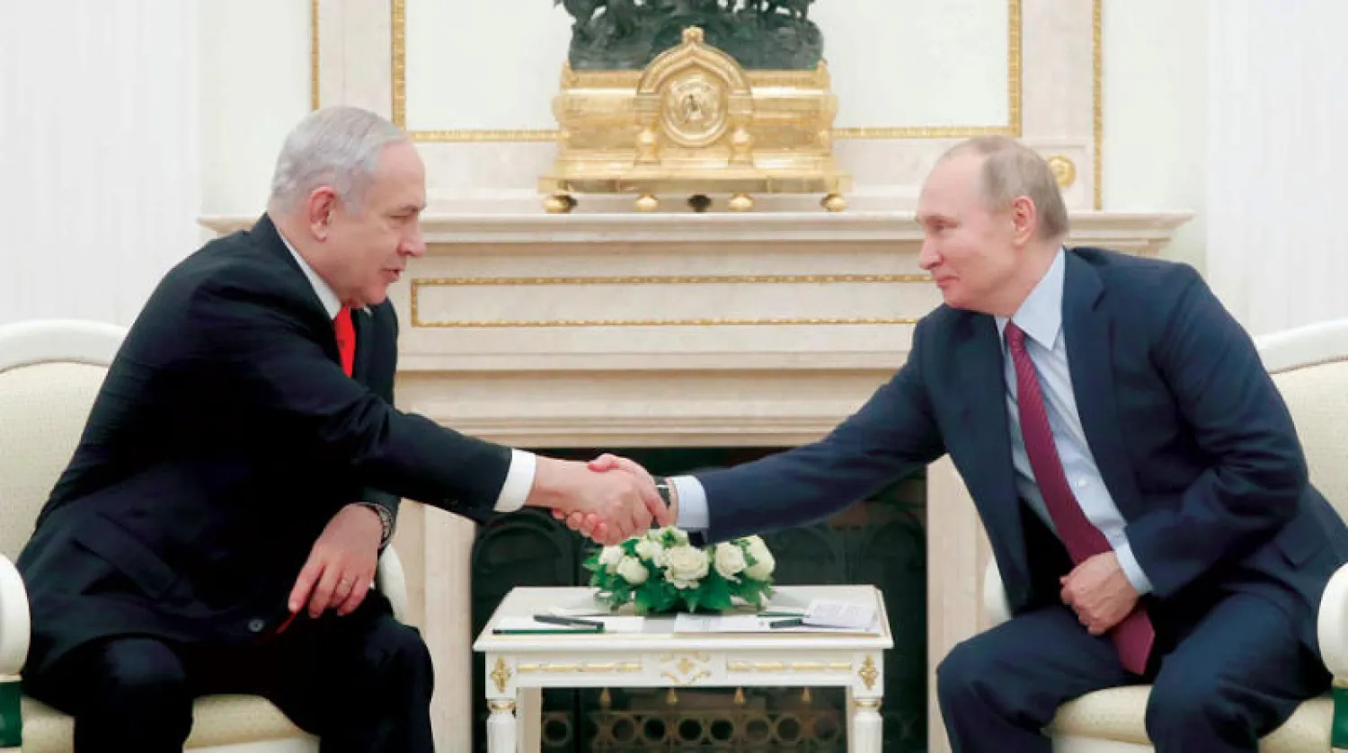 لقاء الرئيس الروسي ورئيس الوزراء الإسرائيلي في الكرملين أمس (إ.ب)