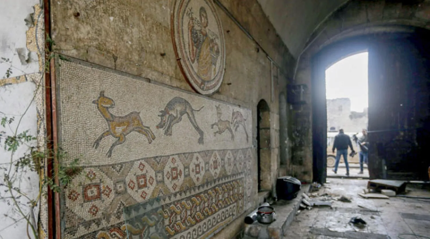 لوحة فسيفساء في متحف معرة النعمان في ريف إدلب (أ.ف.ب)