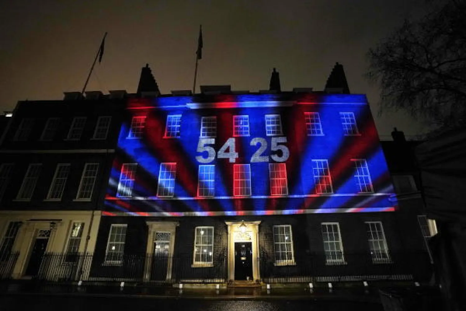 شاشة في 10 داونينغ ستريت في لندن تظهر العد التنازلي لبريكسيت (إ.ب.أ)