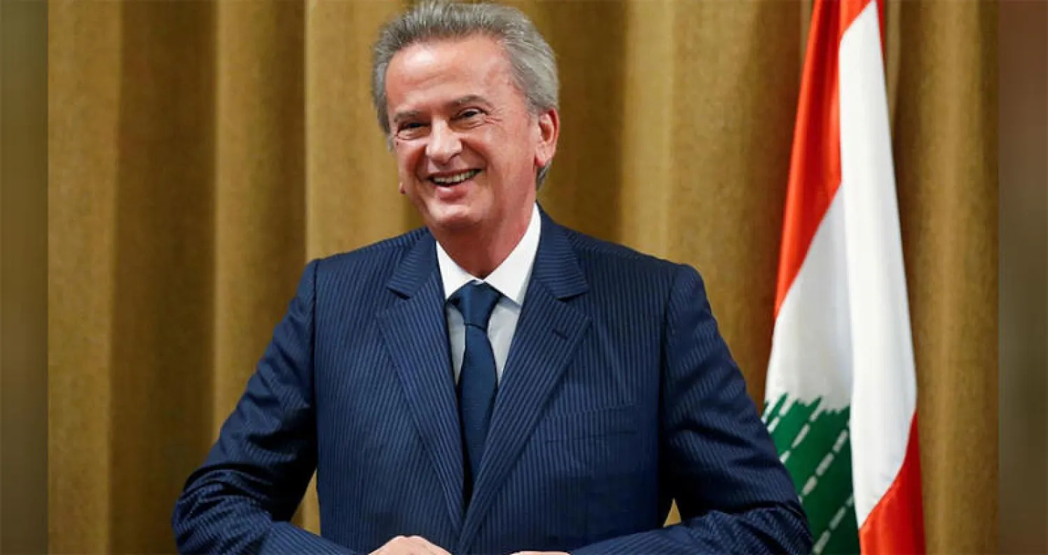 رياض سلامة يتوقع تحسن  الوضع الاقتصادي مع منتصف السنة