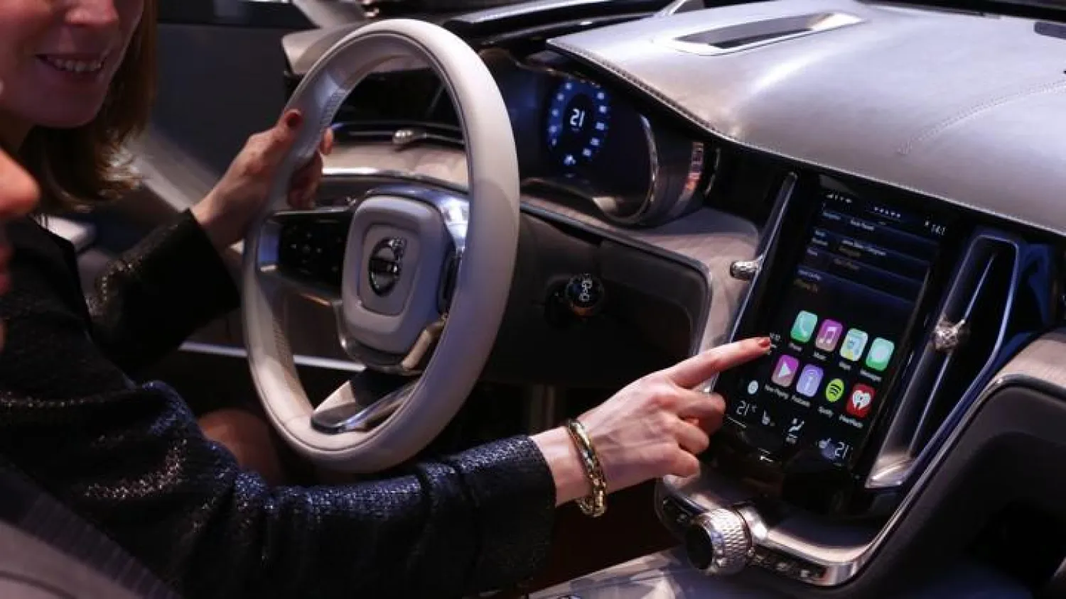 هذا المفتاح الرقمي سيتاح عبر تطبيق يسمى «Wallet» (رويترز)