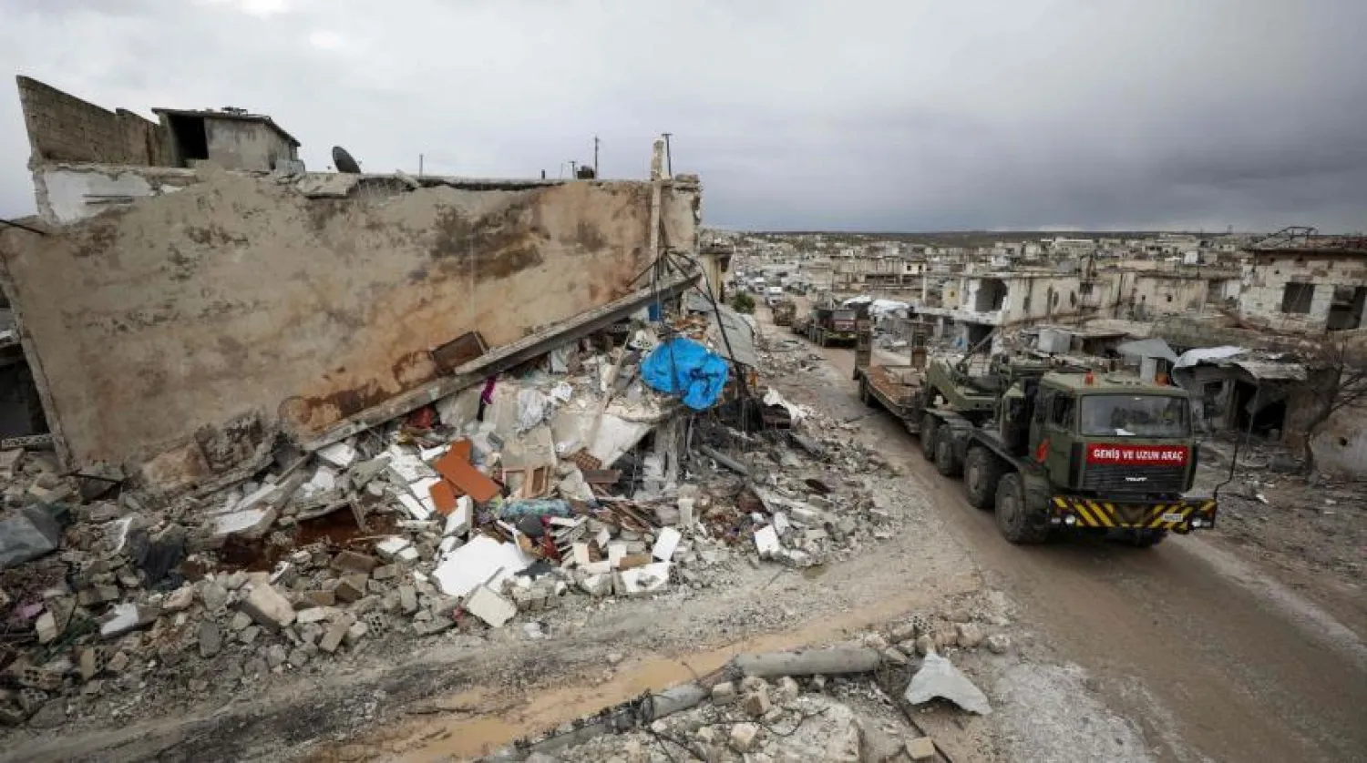 İdlib'de ilerleyen Türk konvoyu (AFP)