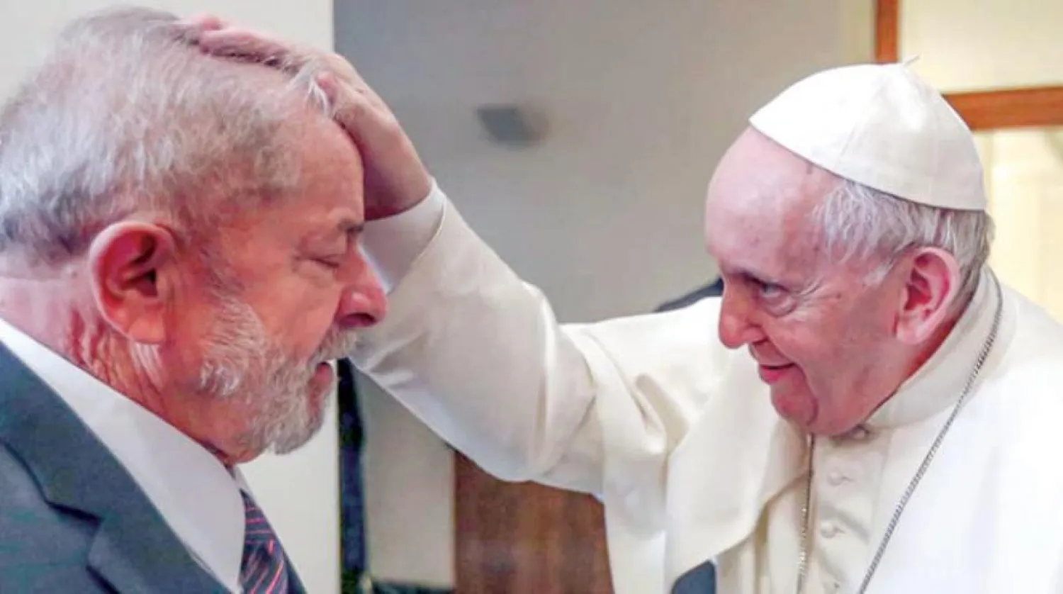 Lula da Silva, Papa Francis ile Vatikan’da görüştü (AFP)