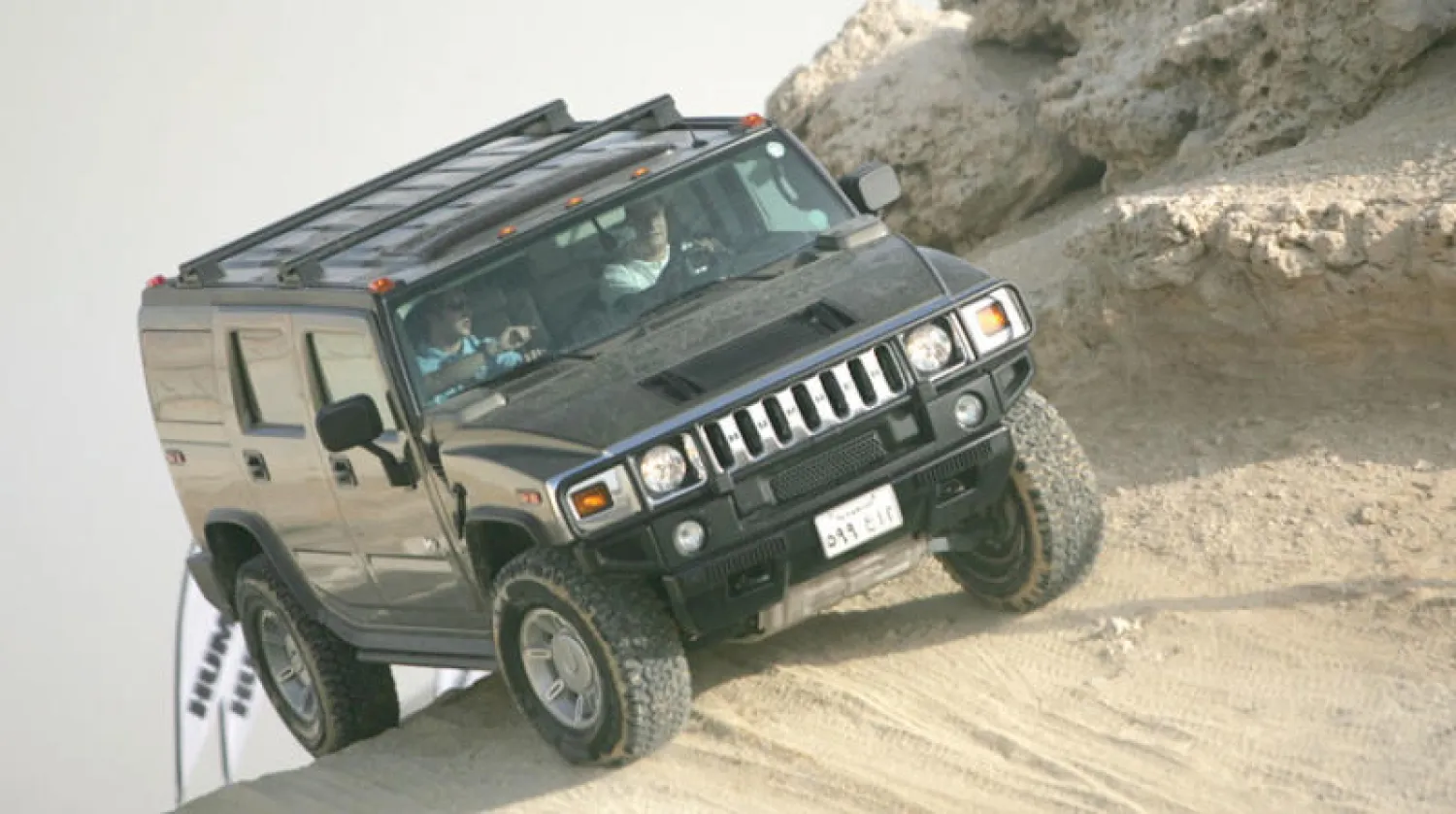 {هامر} الاصلية تعود بدفع كهربائي