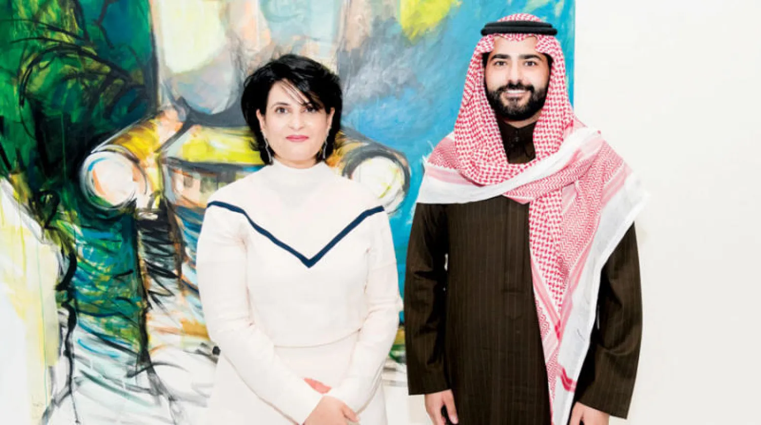 الشيخة هلا مع السفير السعودي لدى البحرين الأمير سلطان بن أحمد بن عبد العزيز