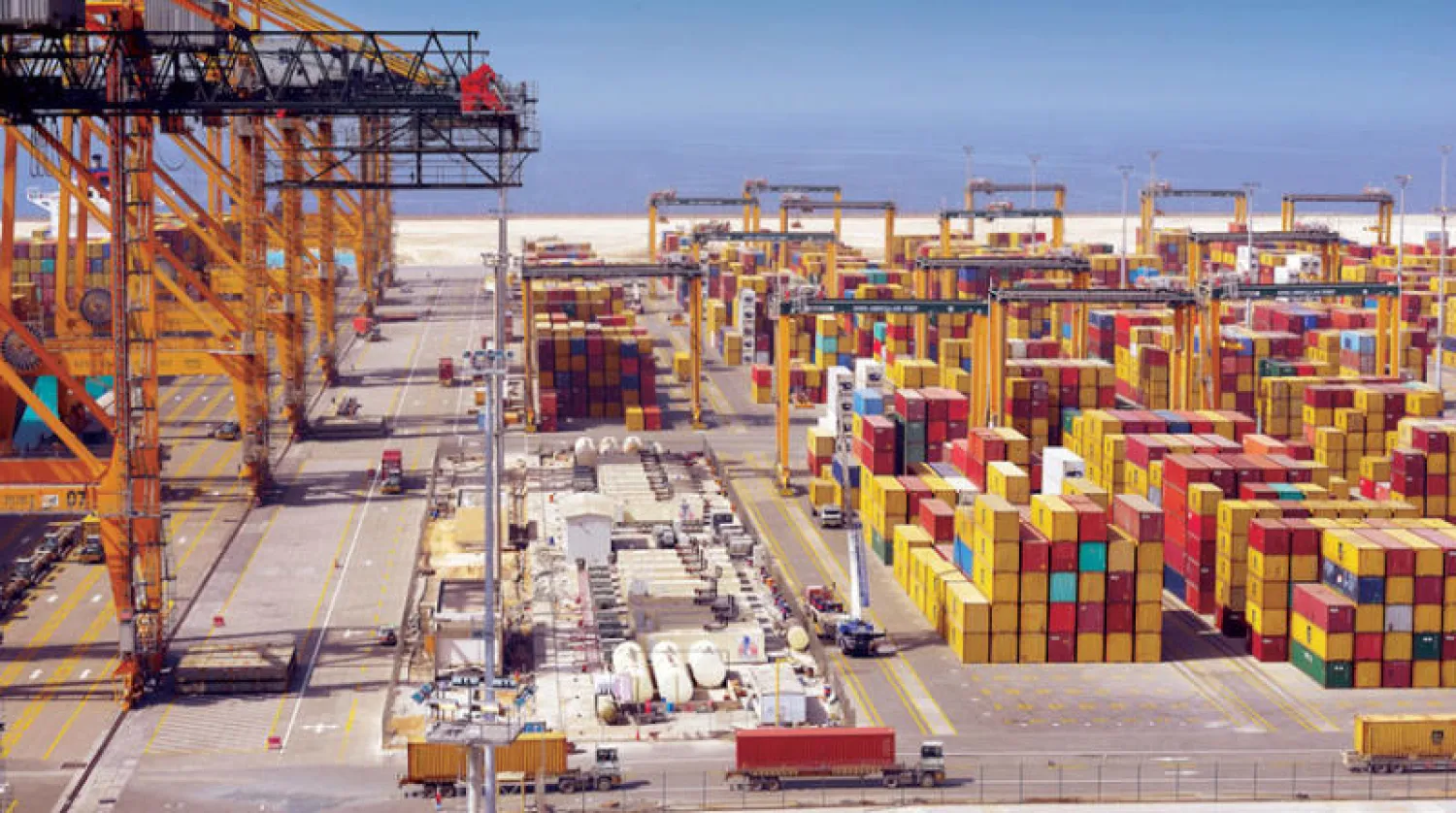 السعودية تقر إنشاء بنك مستقل لتمويل الصادرات والواردات (الشرق الأوسط)