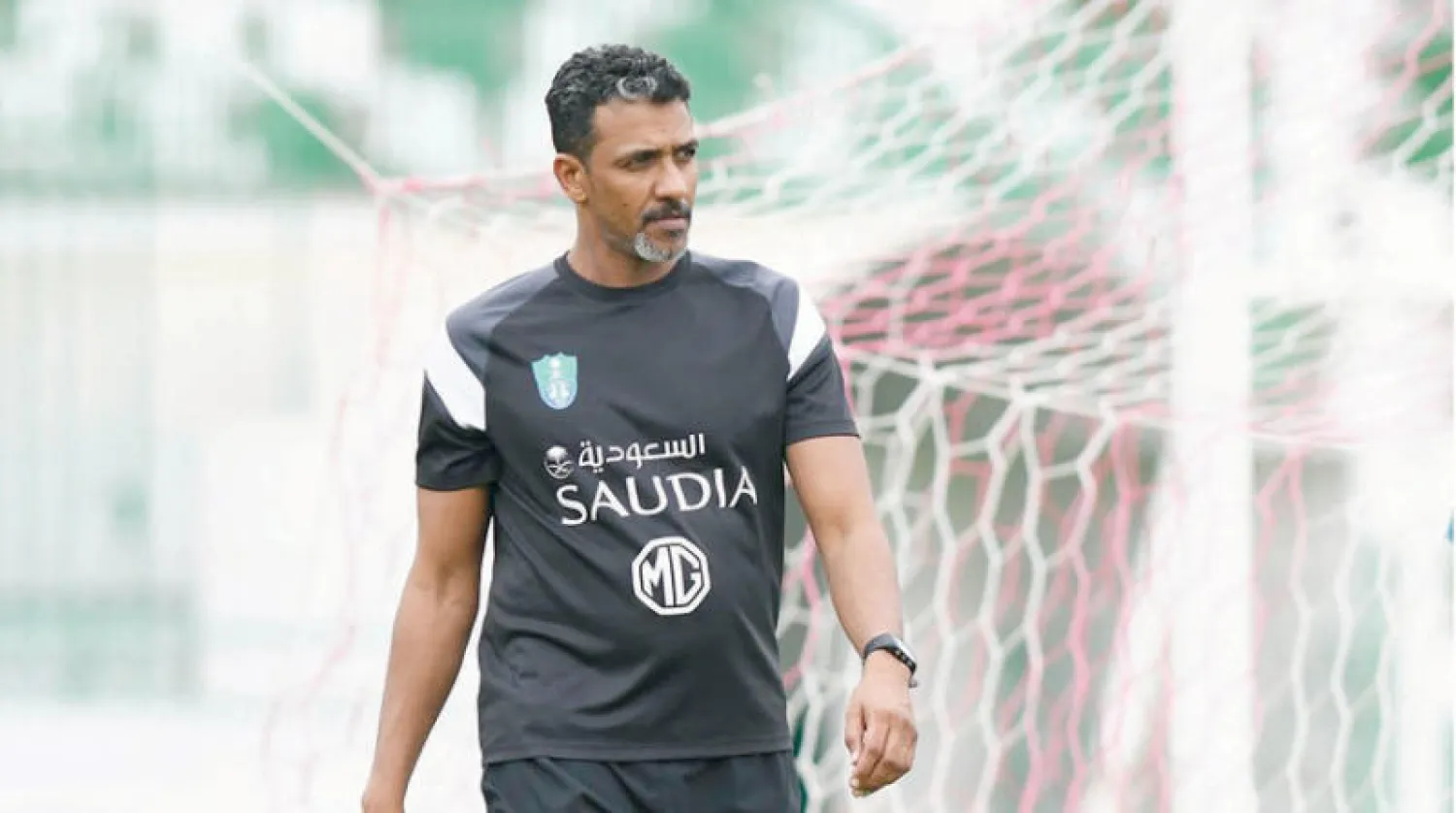 مازن بهكلي مدرب الأهلي (الشرق الأوسط)