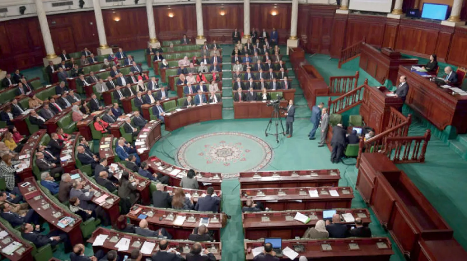 جانب من جلسة التصويت لمنح الثقة للحكومة التونسية الجديدة أمس (أ.ف.ب)