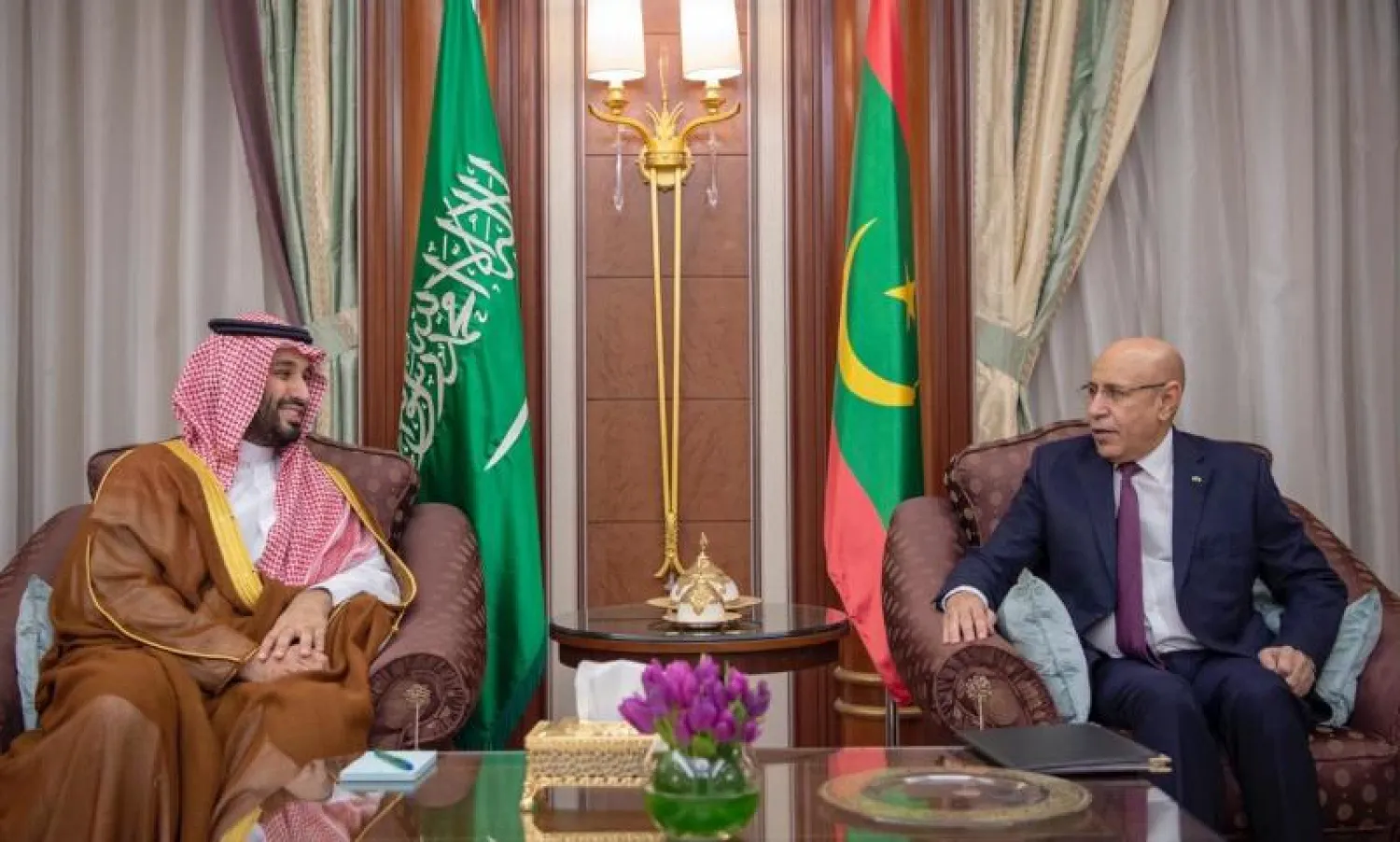 ولي العهد السعودي الأمير محمد بن سلمان لدى اجتماعه مع الرئيس الموريتاني محمد ولد الشيخ الغزواني (واس)