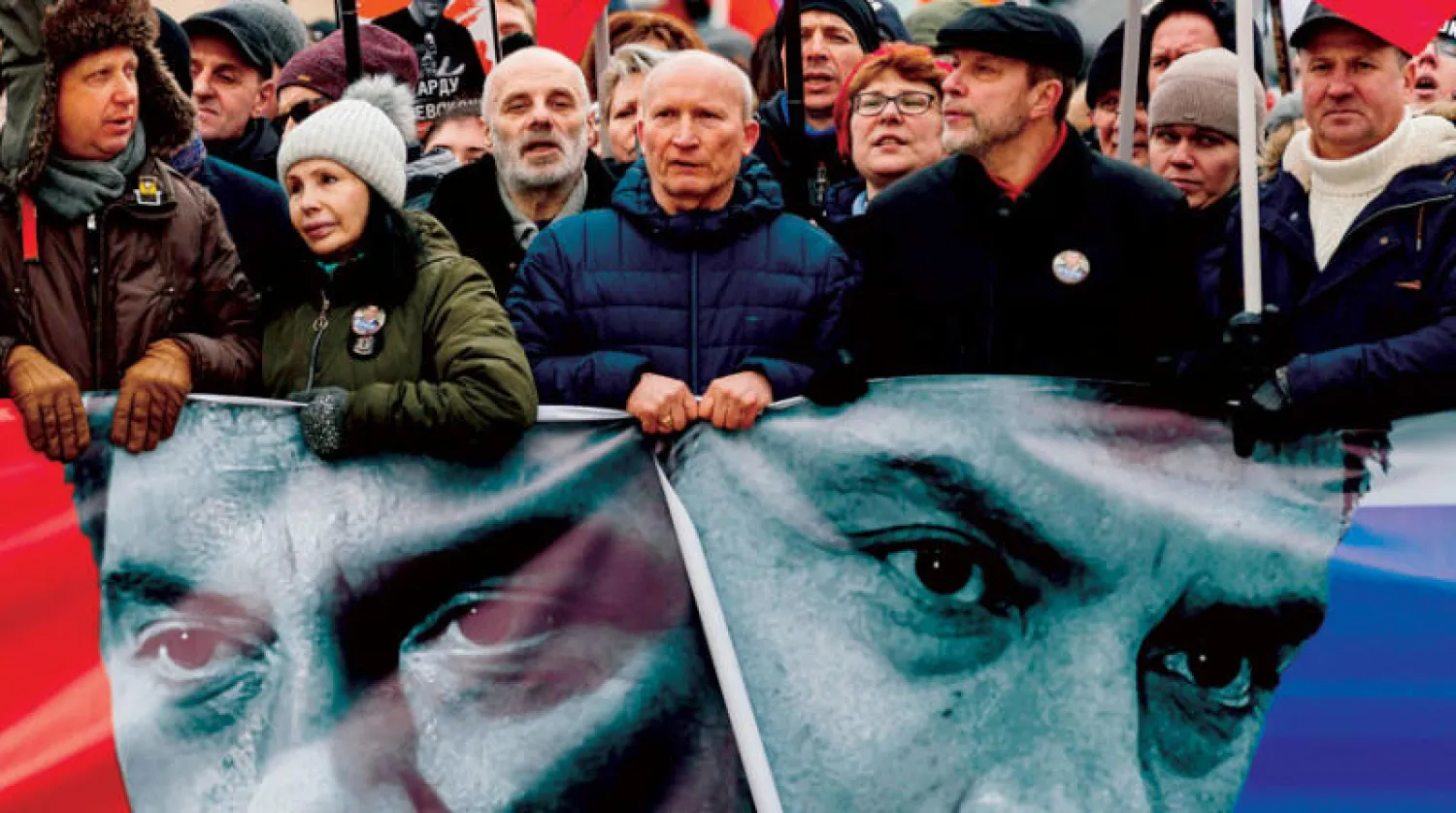 موسكو وعدد من المدن الروسية شهدت تجمعات حاشدة لإحياء الذكرى السنوية الخامسة لاغتيال المعارض الروسي (أ.ف.ب)