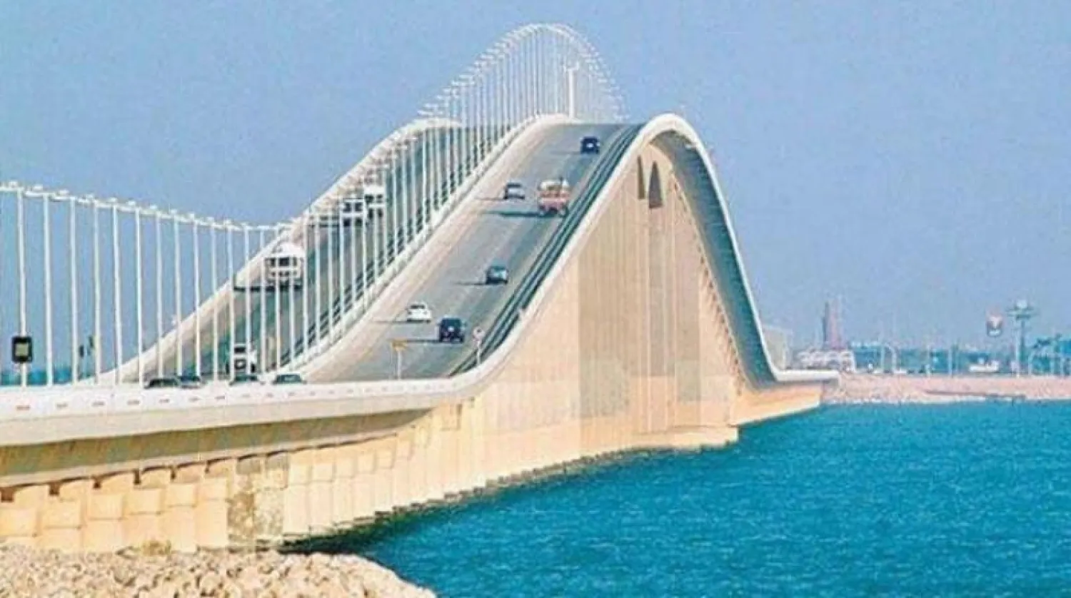 جسر الملك فهد الذي يربط السعودية والبحرين («الشرق الأوسط»)