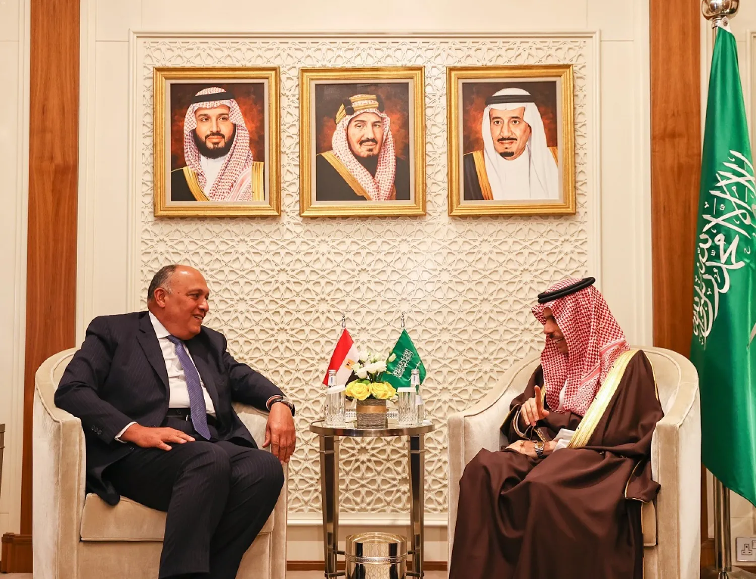 Saudi Foreign Minister Prince Faisal bin Farhan recieves his Egyptian counterpart in Riyadh. (SPA)