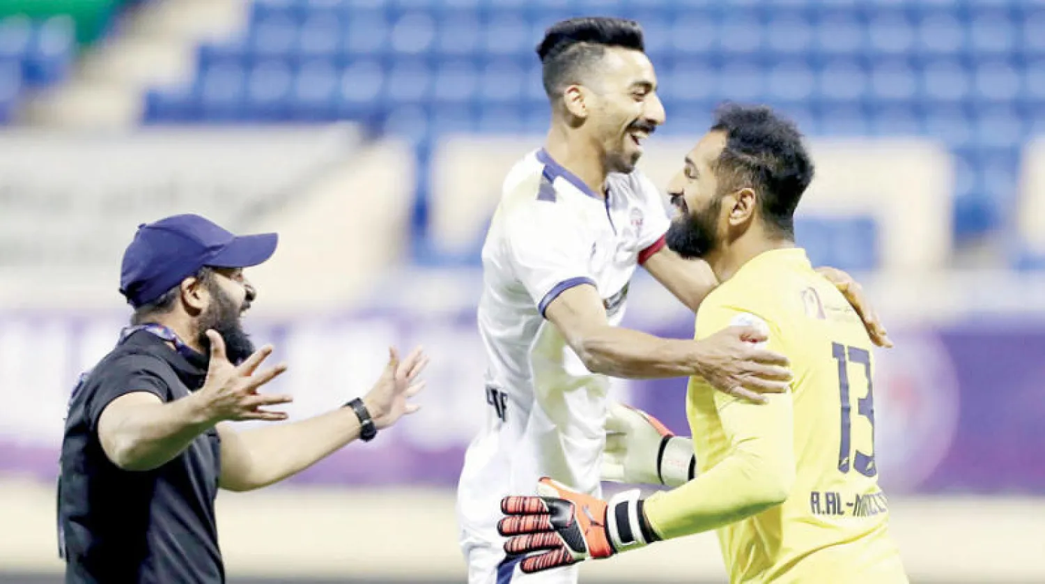 عبد الله اليوسف يحتفل بهدفه في الفتح (تصوير: عبد العزيز النومان)