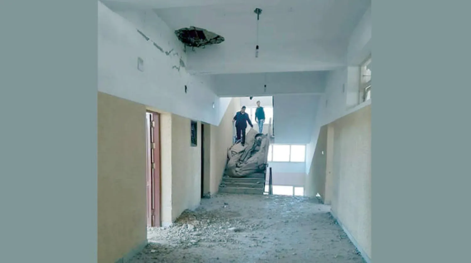 دمار لحق بمدرسة في ضاحية سوق الجمعة بمدينة طرابلس أول من أمس (عملية بركان الغضب)