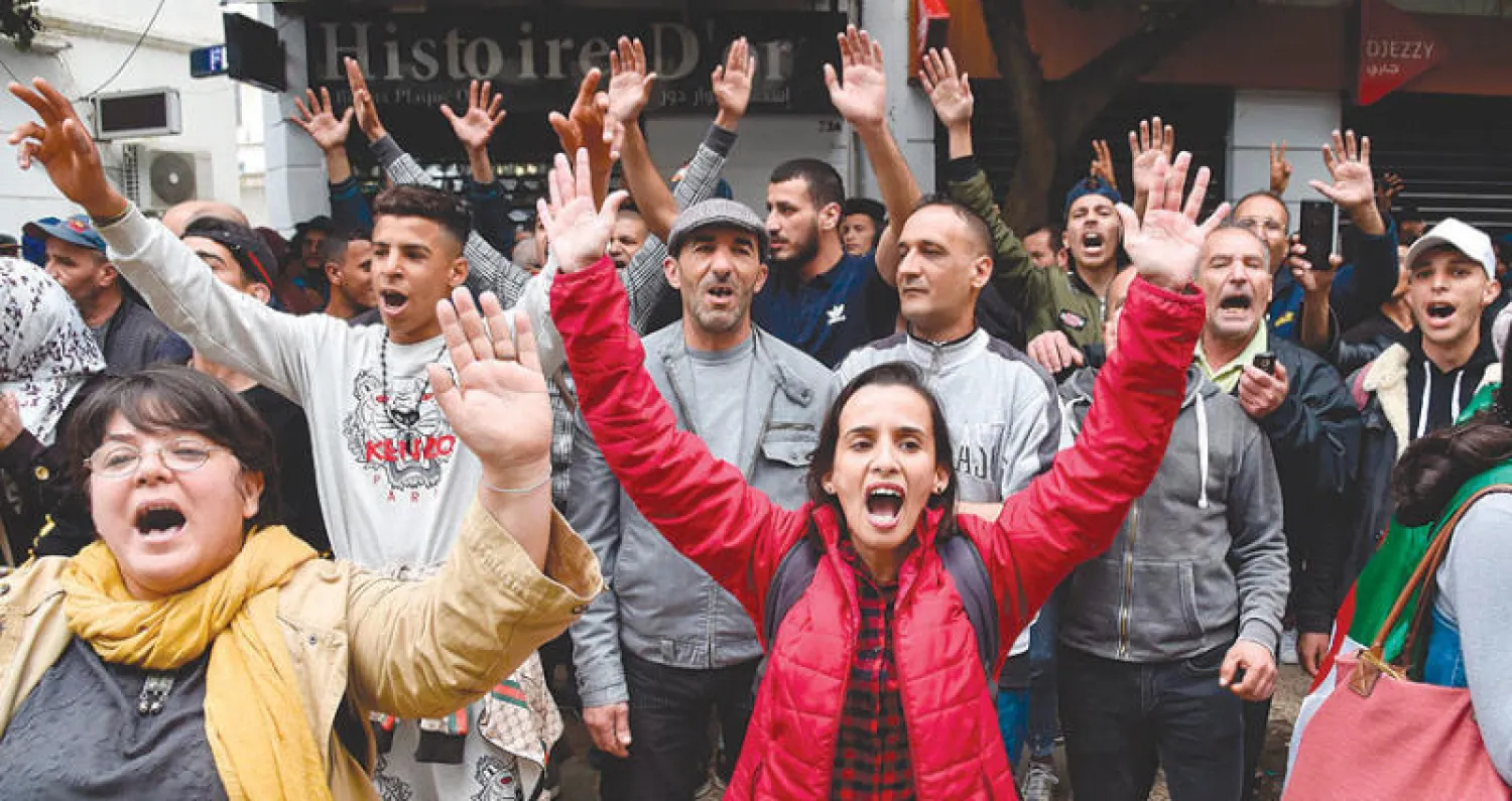 أحالت السلطات الجزائرية إلى النيابة عدداً من الذين اعتقلوا خلال مظاهرات العاصمة (أ.ف.ب)