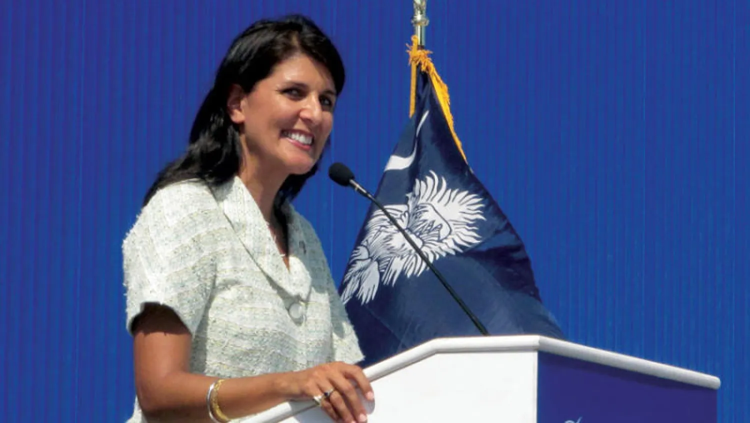 هالي رفضت برسالة استقالتها إلى رئيس الشركة طلب «بوينغ» من الحكومة الفيدرالية حزمة مساعدات في خضم الأزمة الاقتصادية الحالية (أ.ب)