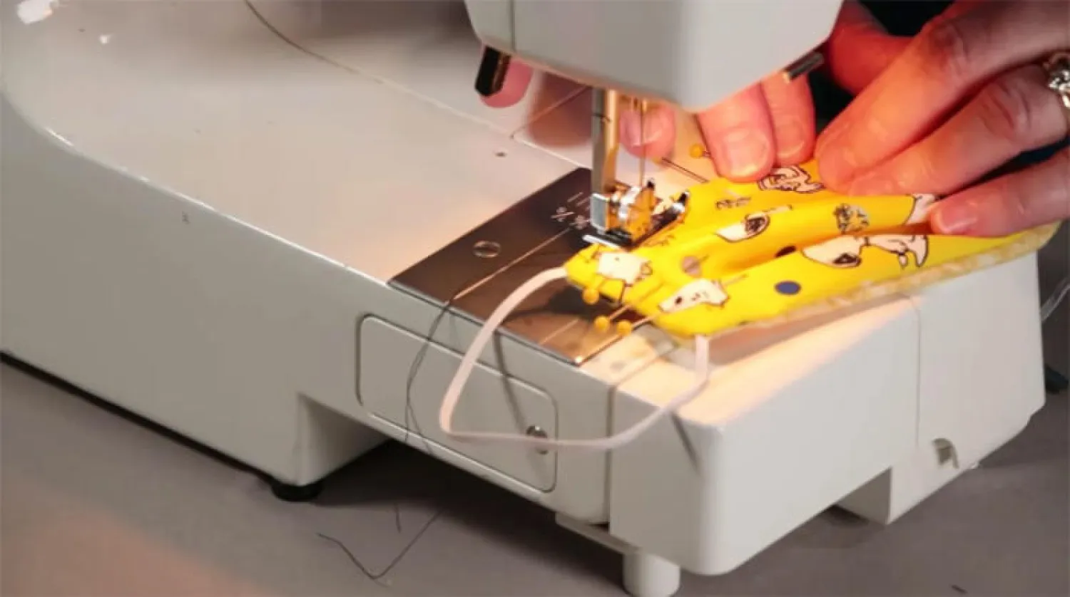 صنع الكمامات في المنزل