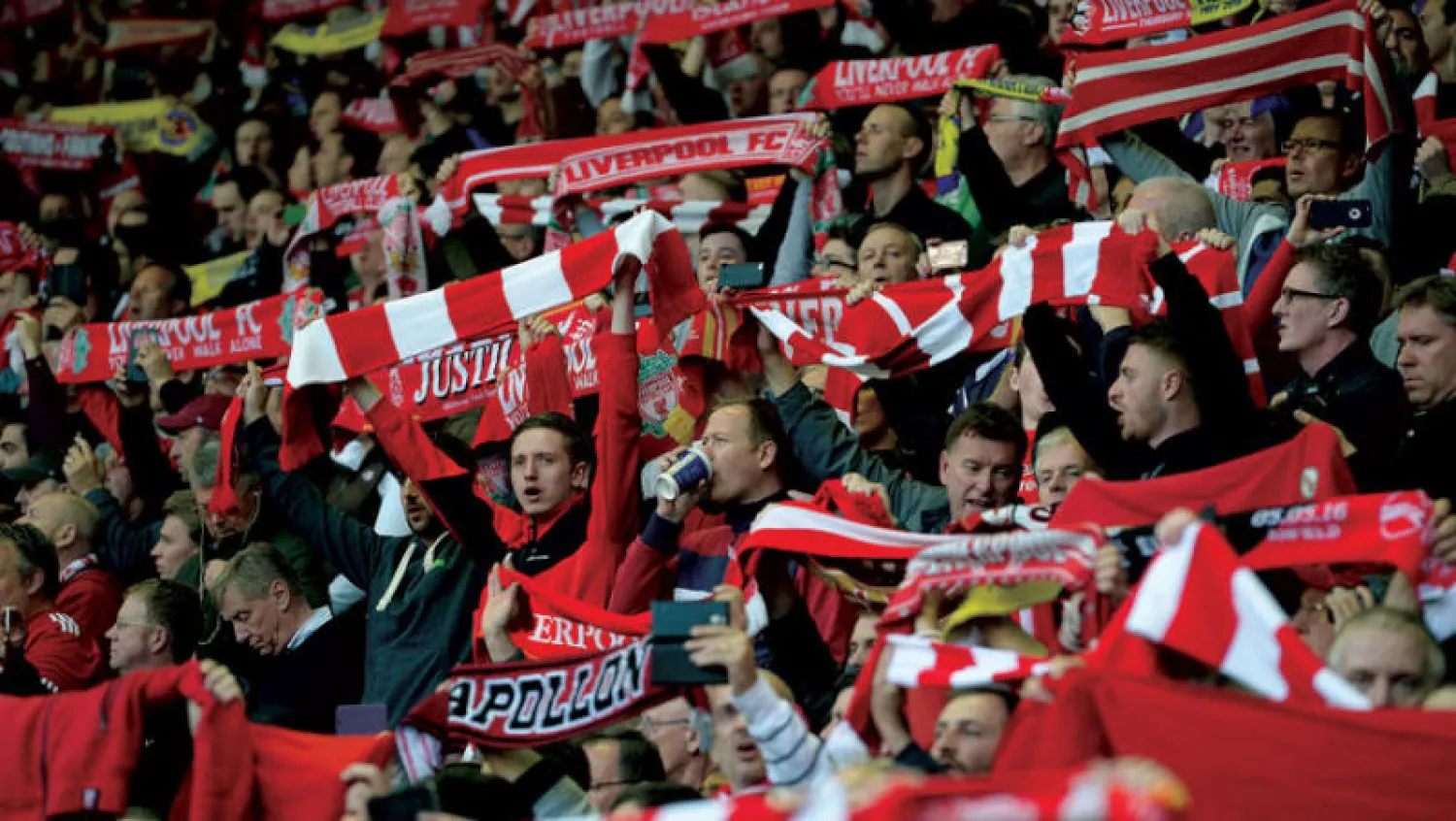 حماس جماهير كرة القدم اختفى مع العزلة التي فرضها فيروس «كورونا»