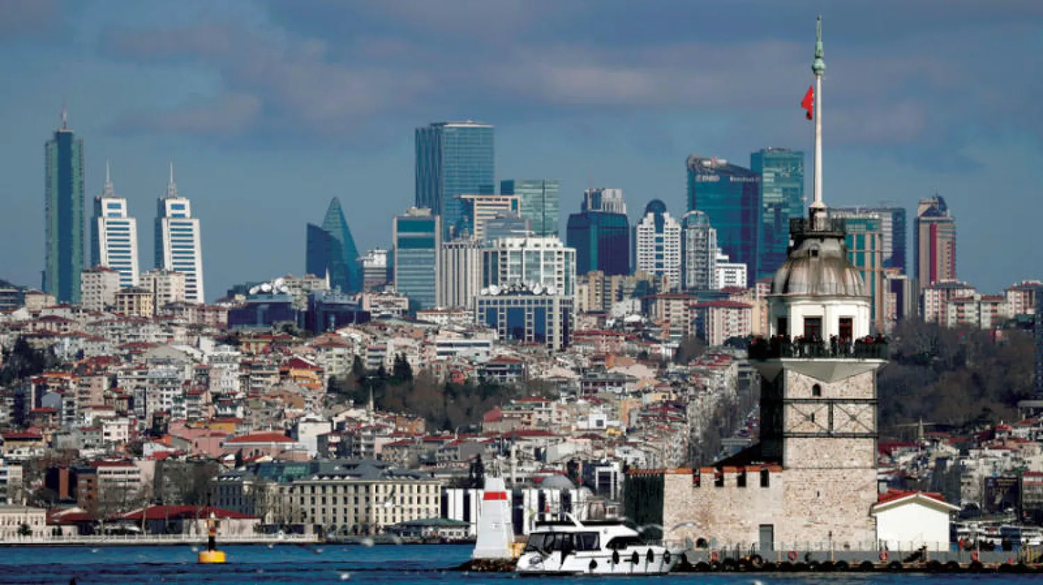 أعلنت الحكومة التركية في منتصف مارس أن نحو 150 ألف شركة ومشروع تجاري أغلقت مؤقتاً (رويترز)