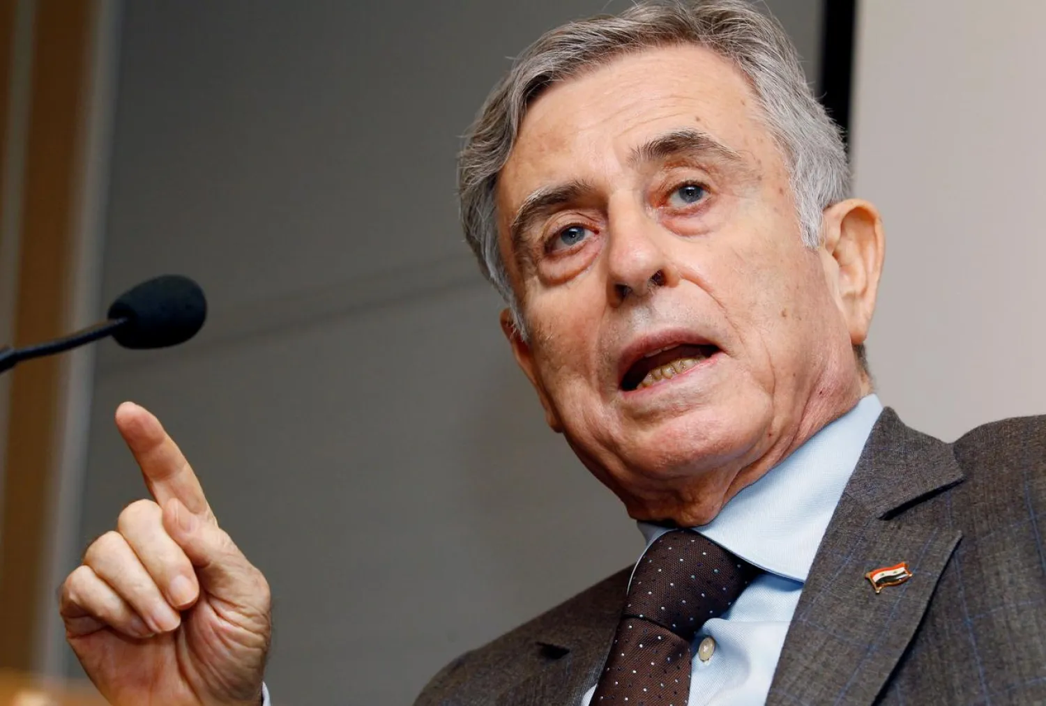 Exiled former Syrian Vice President Abdel Halim Khaddam holds a news conference on the political situation in Syria, in Brussels April 7, 2011. (Reuters)