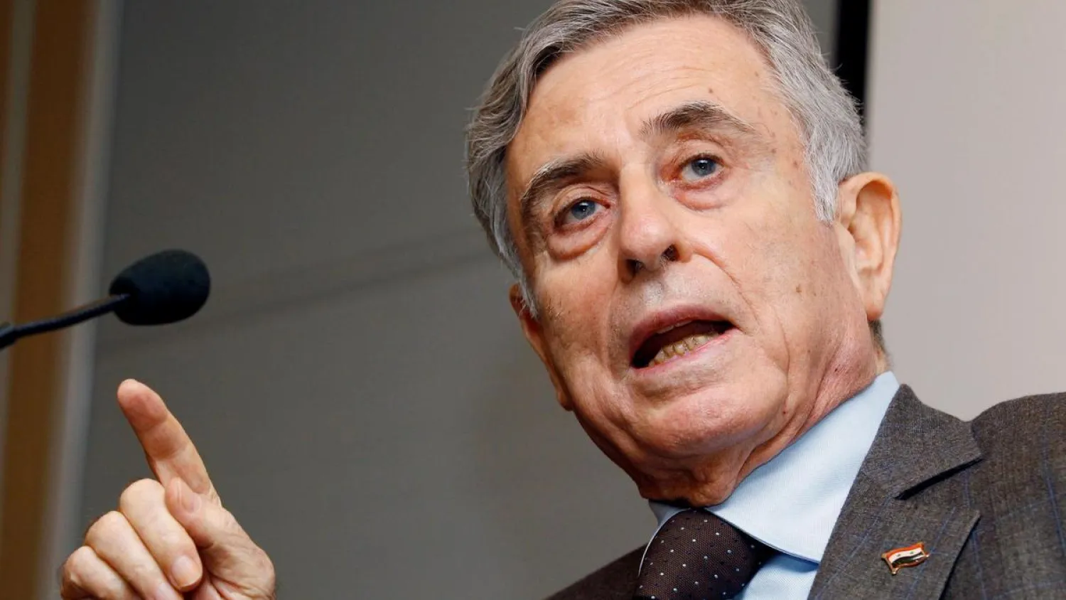 Exiled former Syrian Vice President Abdel Halim Khaddam holding a news conference on the political situation in Syria from Brussels on April 7, 2011. (Reuters)