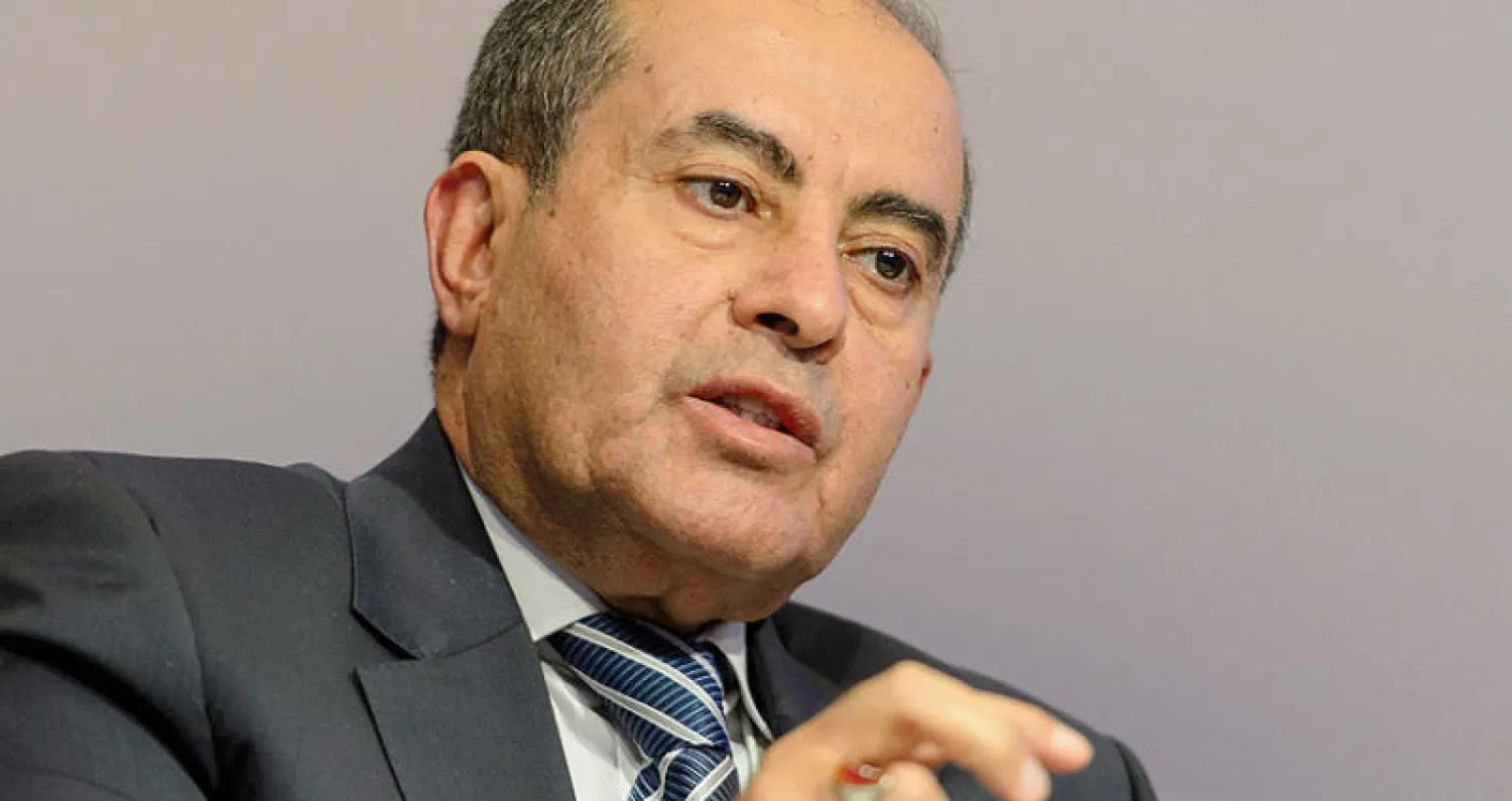 محمود جبريل خلال مشاركته في منتدى «دافوس» في 2015 (إ.ب.أ)