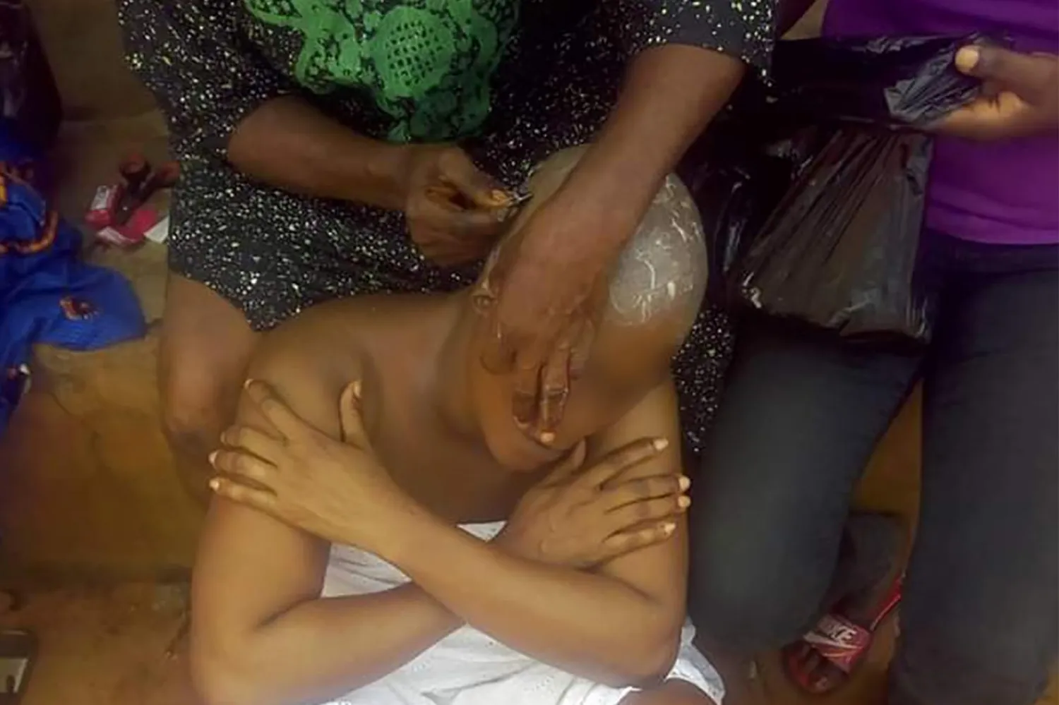 Rose'un yüzü, kimliğini gizlemek için flulaştırıldı (CNN)

