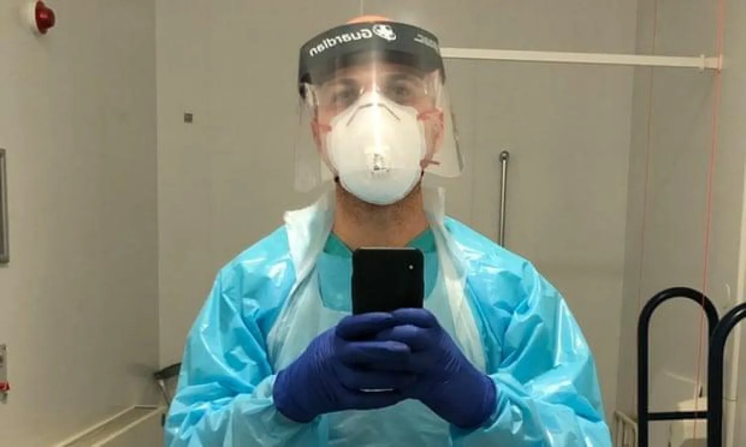 المخرج السوري حسن العقاد (غارديان)