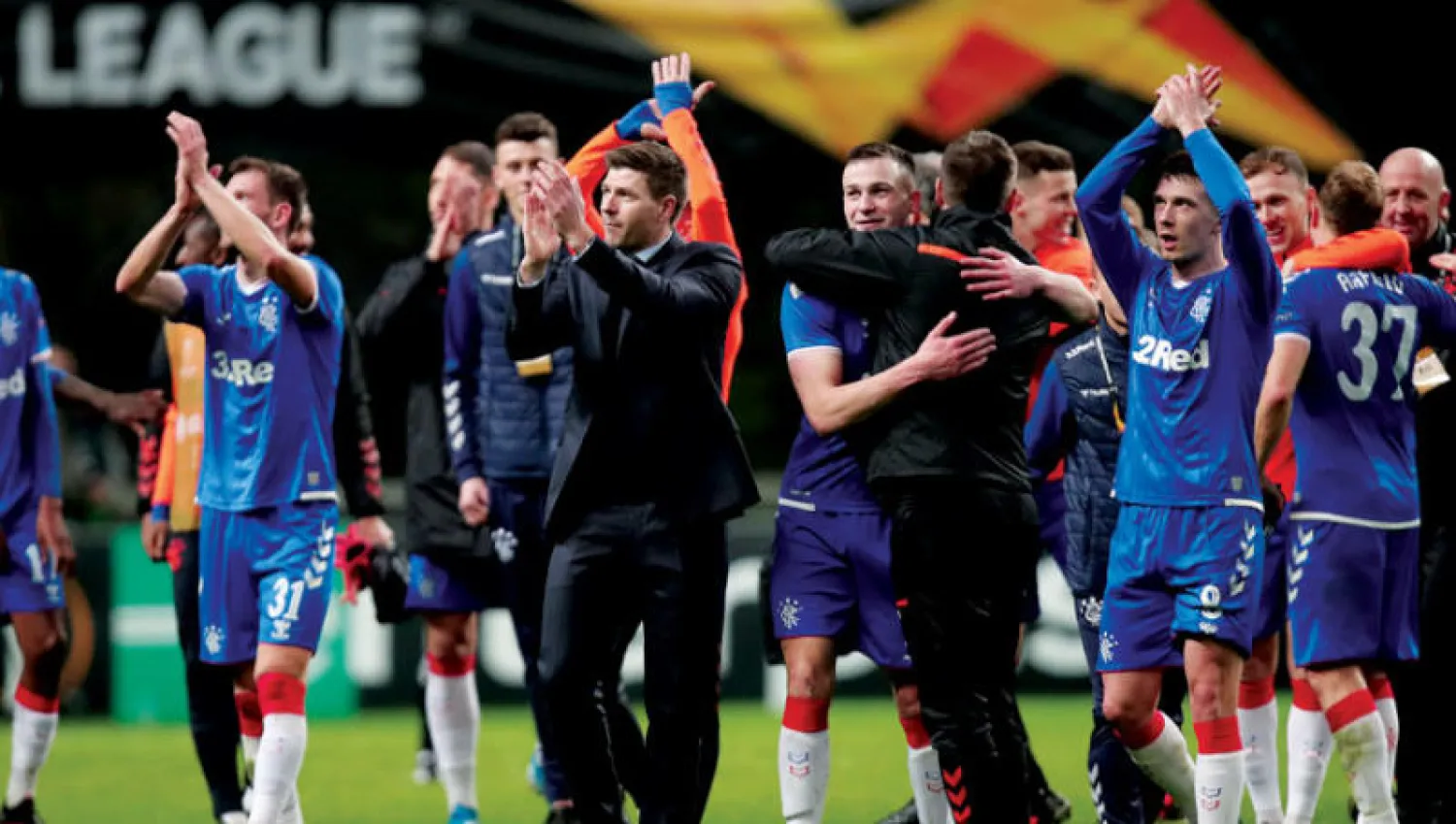 رينجرز ومدربه جيرارد انتقدا طريقة الاقتراع وشككا في نزاهتها (أ.ب)