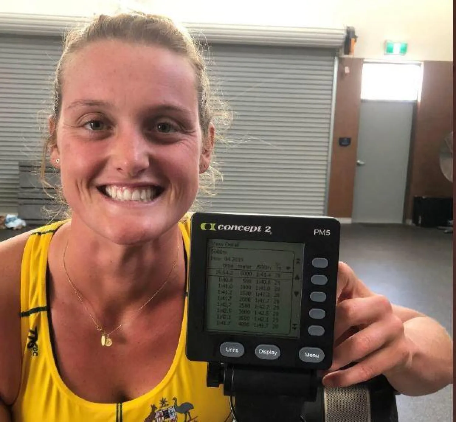 وصيفة بطلة العالم في التجديف الأسترالية جورجينا رو (تويتر)