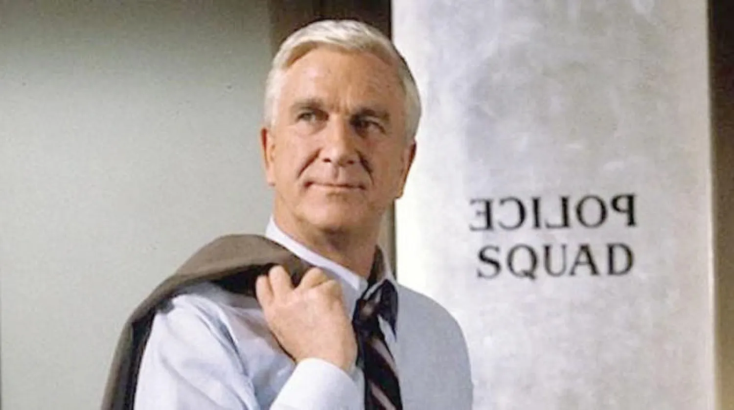 لسلي نيلسون يتقدم حلقات «فريق البوليس»