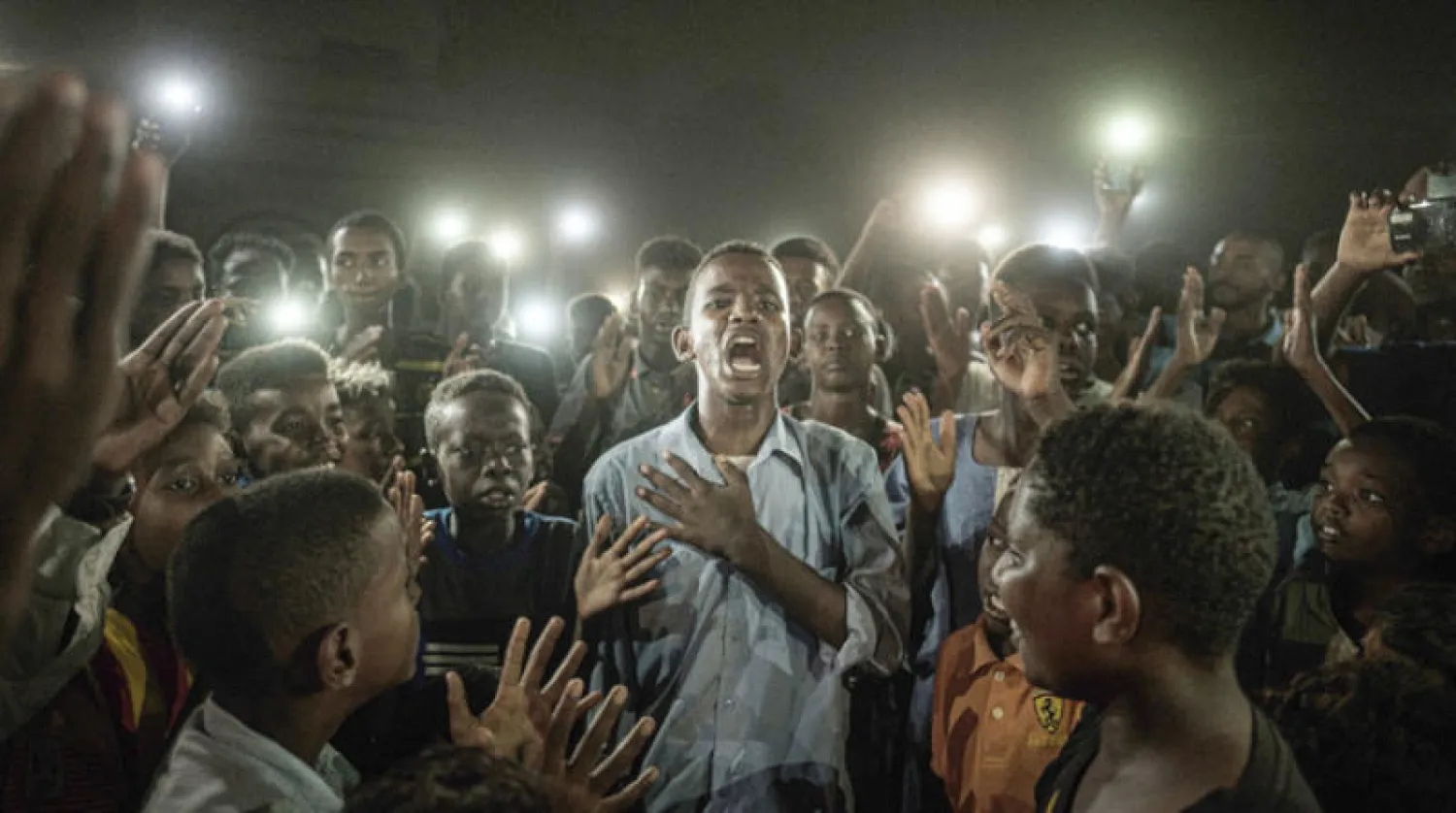 الصورة الفائزة بمسابقة التصوير الصحافي «وورلد برس فوتو 2020» لمصور وكالة الصحافة الفرنسية ياسويوشي تشيبا (إ.ب.أ)