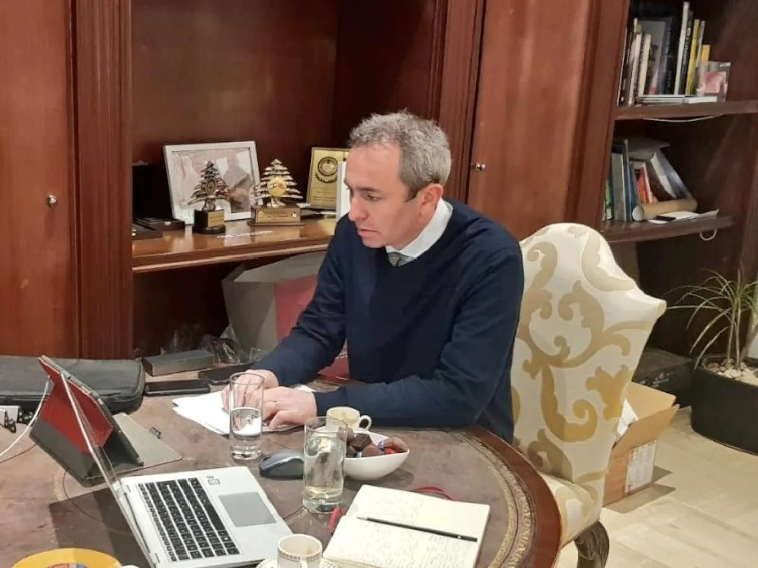 السفير البريطاني في بيروت كريس رامبلينغ (تويتر)