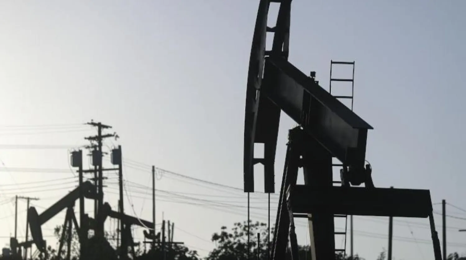 دستگاه پمپاژ نفت در کالیفرنیای آمریکا (AFP)