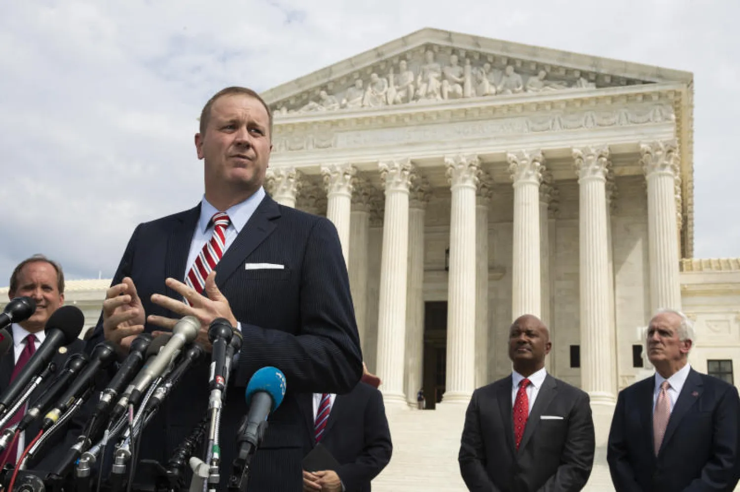 إيريك شميت المدعي العام بميزوري (أ.ب)