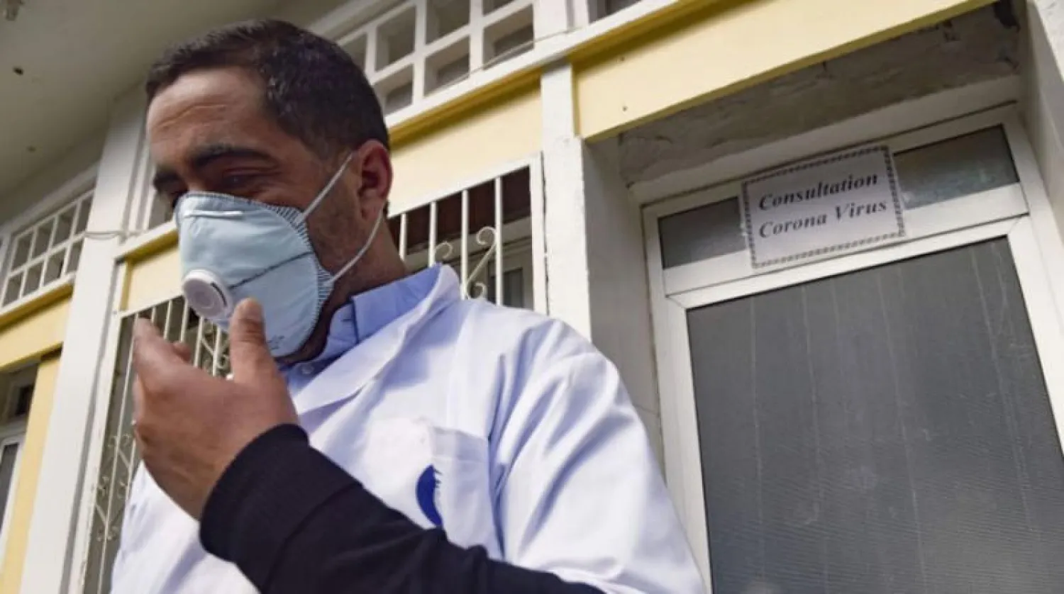 أطباء جزائريون يخشون ارتفاع الإصابات بعد رفع الحظر في بؤرة الوباء